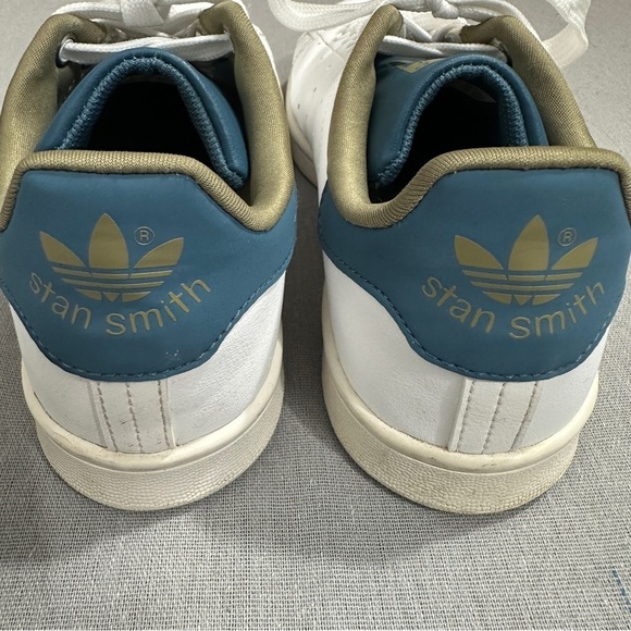Adidas Sam Smith size 5.5 sneakers, white/blue low top sneakers, leather - Picture 5 of 8